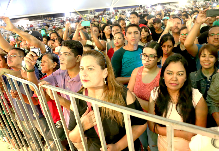 La Velaria se convirtió en una gran pista de baile.