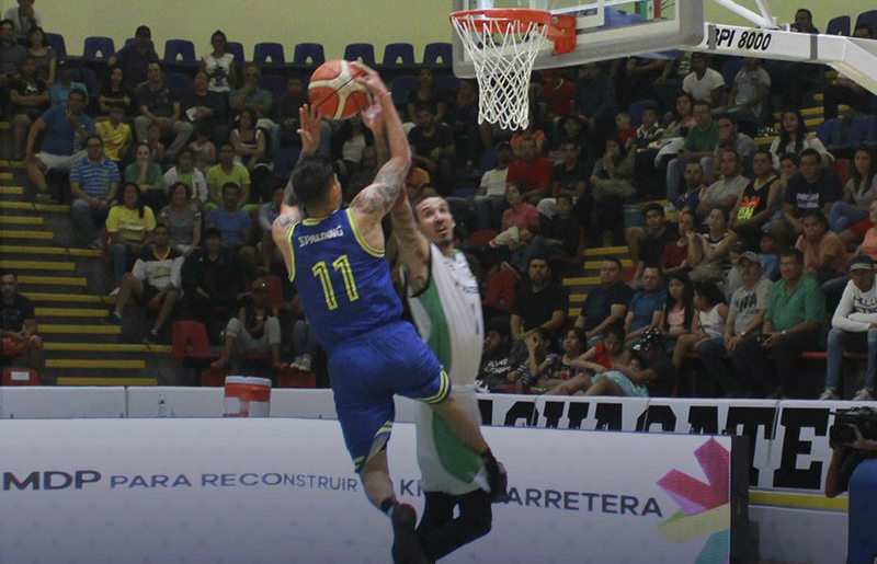 Aguacateros se impuso a Capitanes en el segundo encuentro 