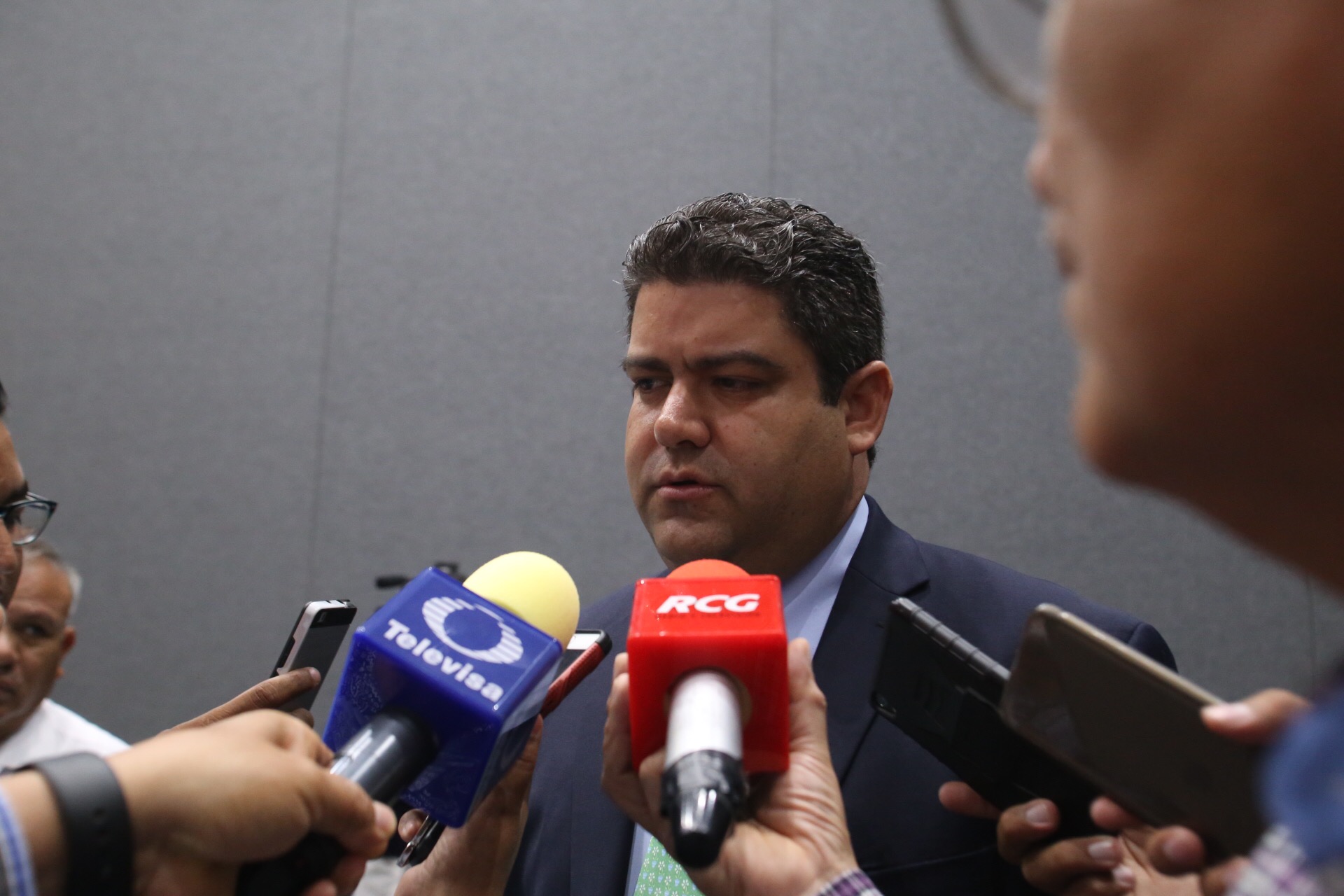 El Fiscal mencionó que comenzarán con una campaña en redes para promover la dependencia.