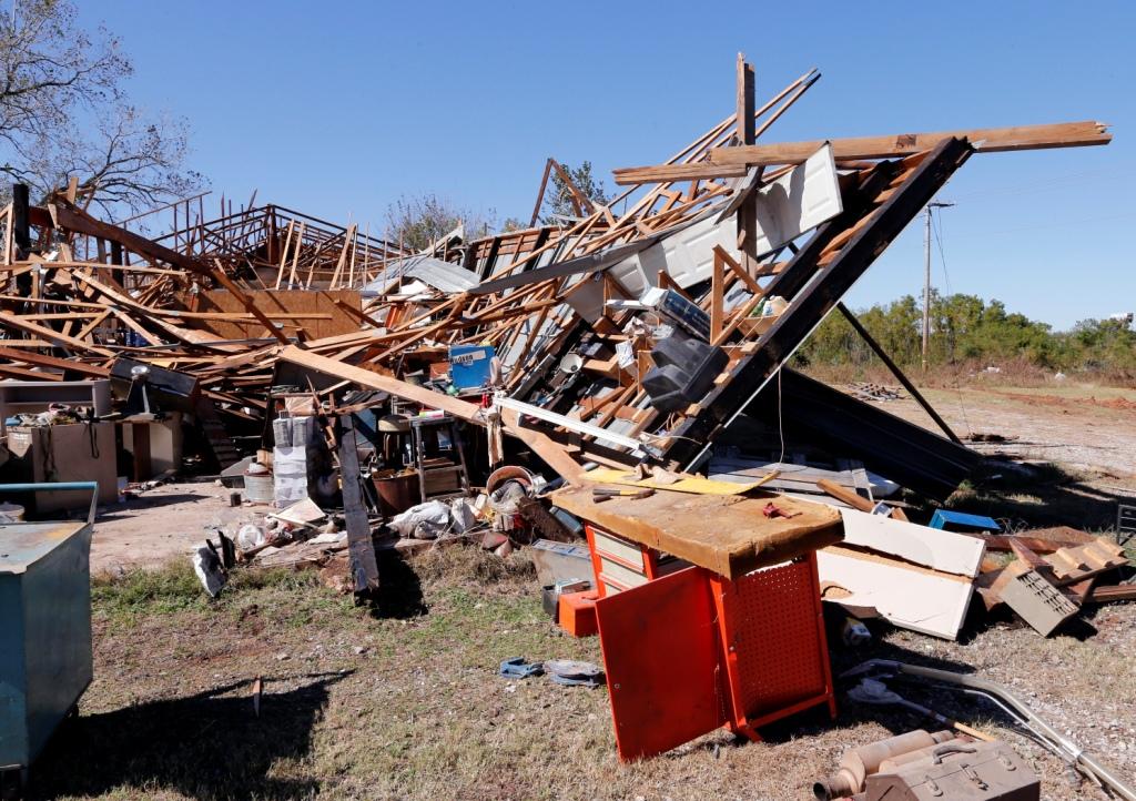Los meteorólogos clasifican un tornado EF1 como uno capaz de producir vientos de hasta 177 kilómetros por hora.