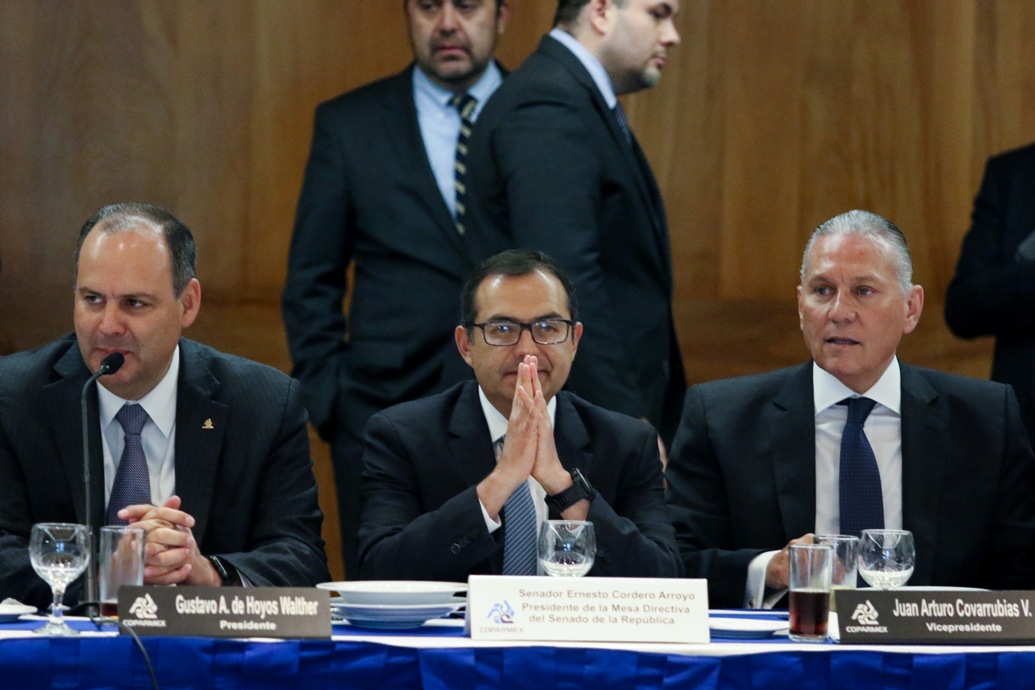 El presidente del Senado, Ernesto Cordero.