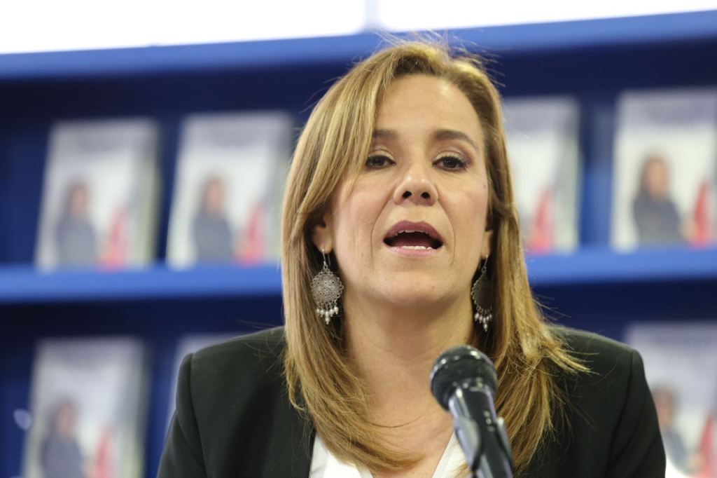La ex panista, Margarita Zavala, presentó su libro 'Es la hora de México'.