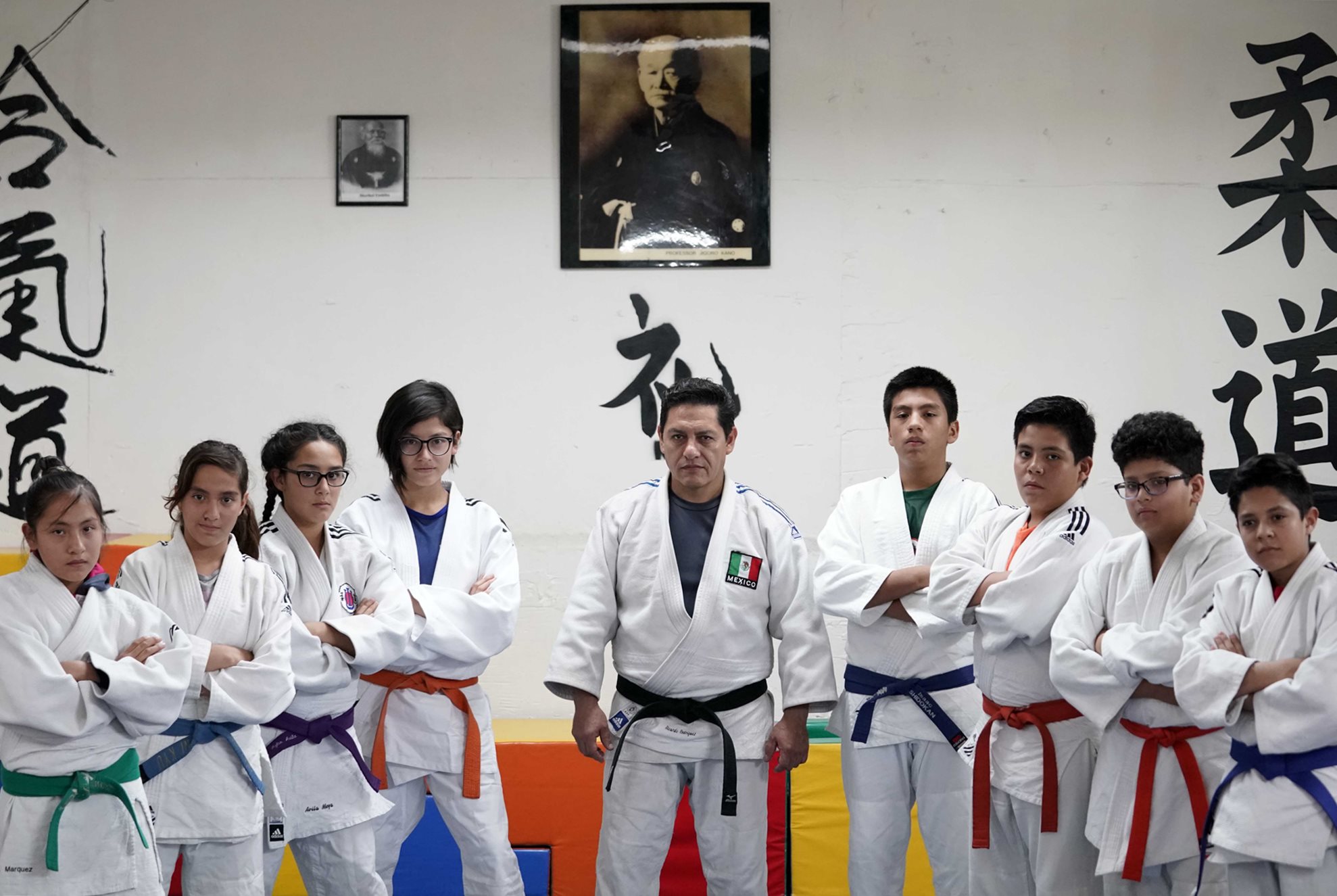 Rodríguez y los alumnos que participarán en Panamericanos.