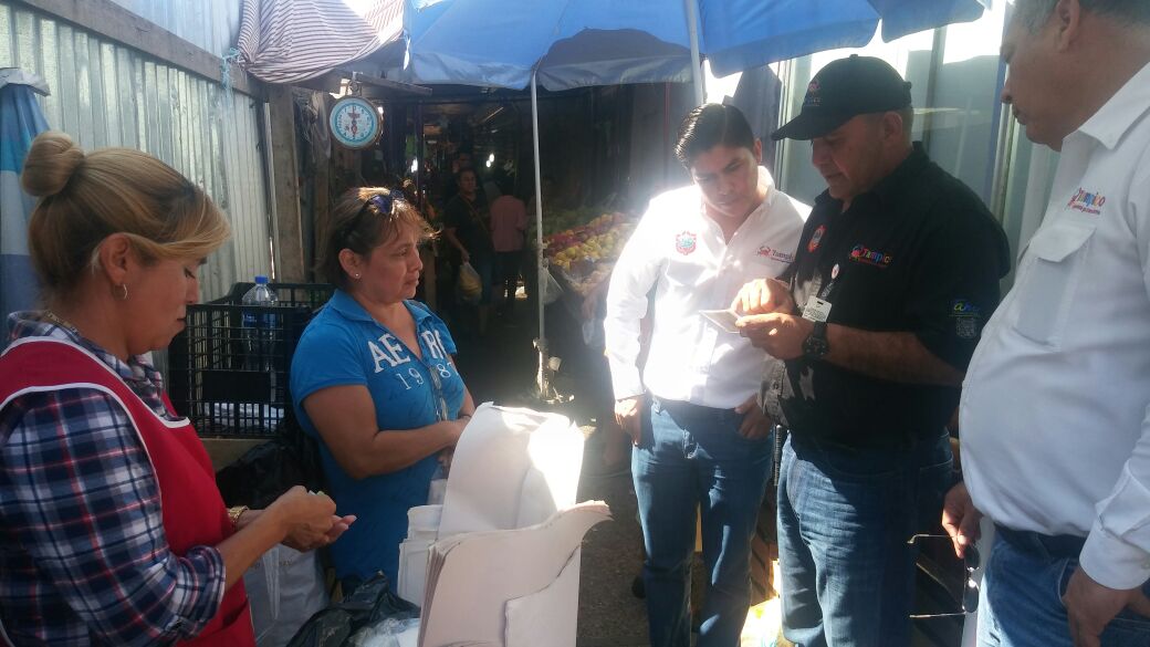 Notifican a comerciantes ambulantes retirarse de zona de mercados 