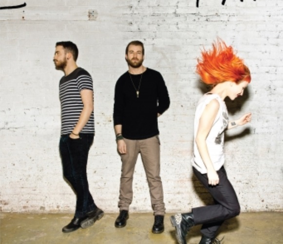 Paramore se presentó en concierto en el Palacio de los Deportes.