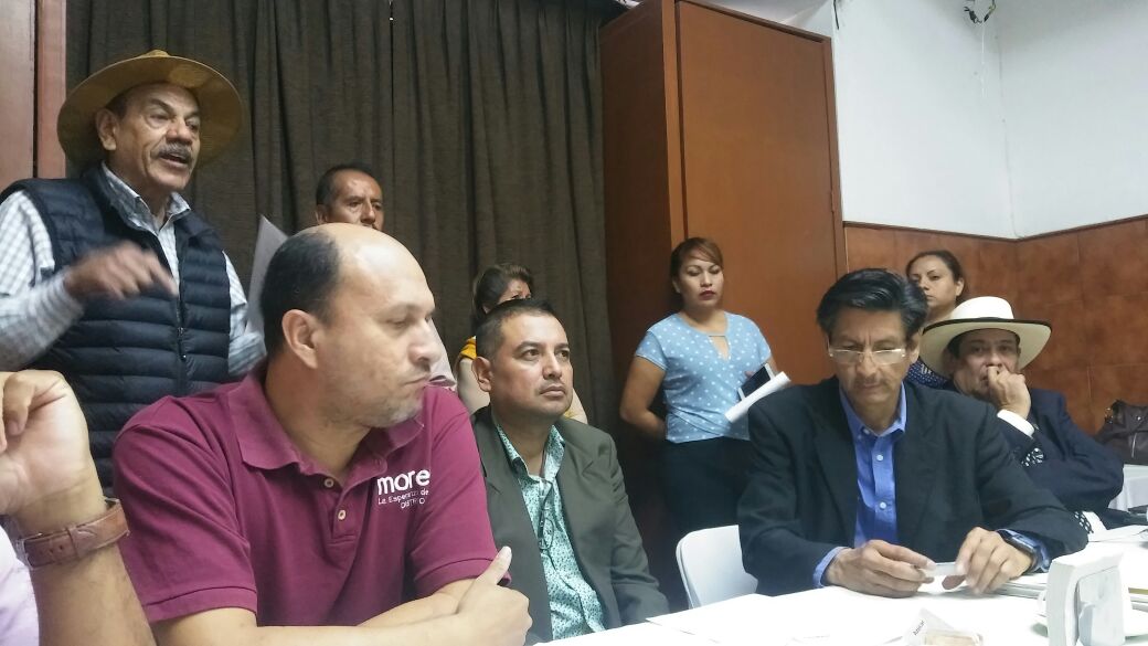 Militantes de Morena manifestaron desacuerdos por las formas de llevarse el partido en el estado.