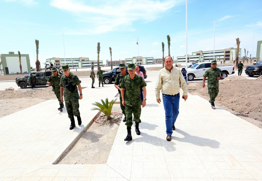 Titular de Sedena revisará cómo opera el Mega Cuartel de San Pedro.