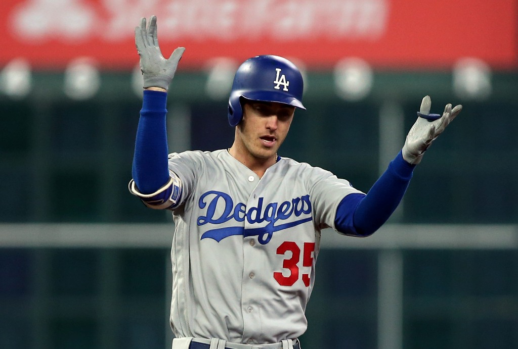 El primera base Cody Bellinger de los Ángeles Dodgers 