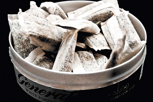 "Snus" de la marca General, una de las más comerciales en Suecia.