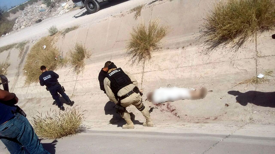 El cadáver estaba completamente desecho.