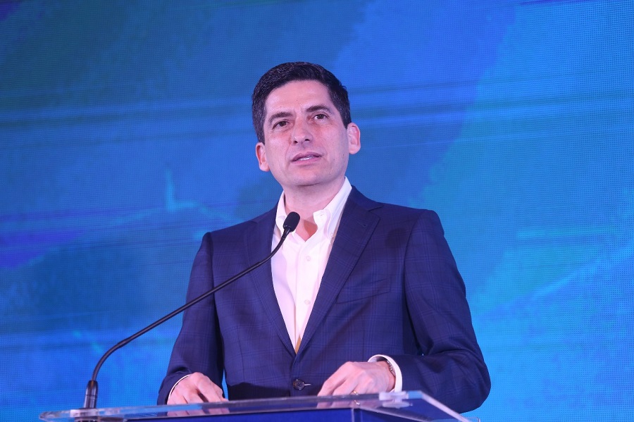 Felipe de Jesús Cantú, aspirante a la alcaldía de Monterrey.