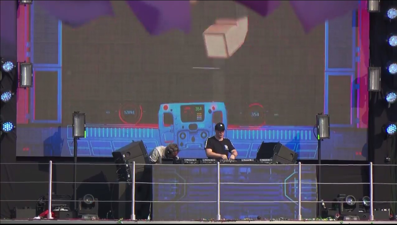 Hardwell hace remix de “La gasolina” en el GP de México diego • Ahora