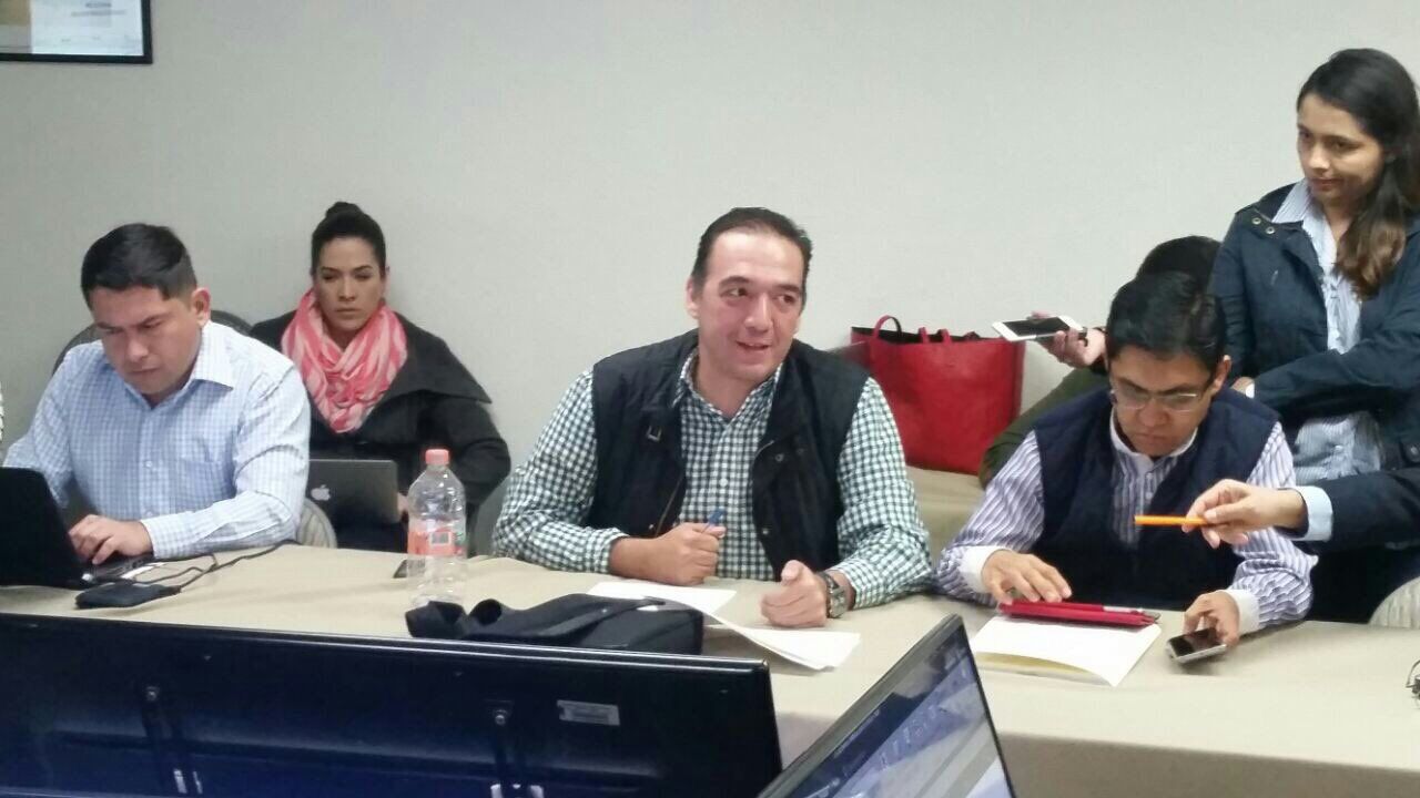 Integrantes de la comisión de Gobierno y Hacienda del Municipio de León. 