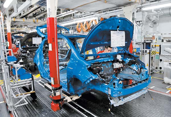 Los autos armados en Tijuana y Guanajuato van hacia Norteamérica.