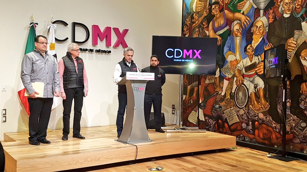 Mancera anunció que el desfile del Día de Muertos, que este año contó con la presencia de 1 millón de personas, se hará oficial para que todos los año
