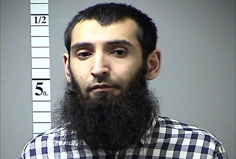 Las cadenas de televisión identificaron al atacante como Sayfullo Saipov, de Tampa, Florida.