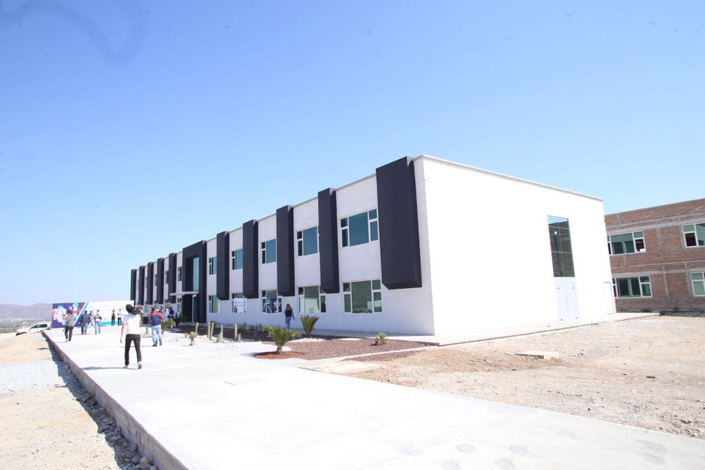 Edificio de Robótica y Manufactura del Centro Investigación y Estudios Avanzados del Instituto Politécnico Nacional en Saltillo.