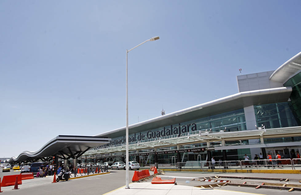 El nuevo hotel del aeropuerto sustituirá al Hotel Casa Grande que fue cerrado y demolido en el 2015.