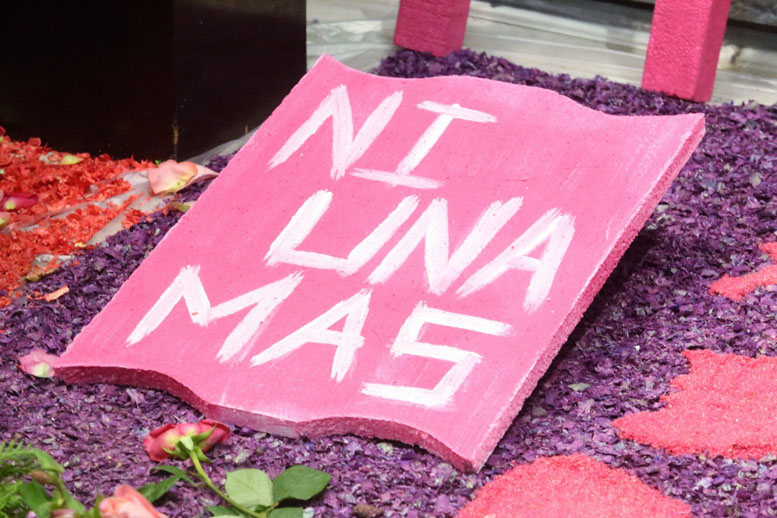 "Ni una mas" el grito de protesta hacia los feminicidios. 