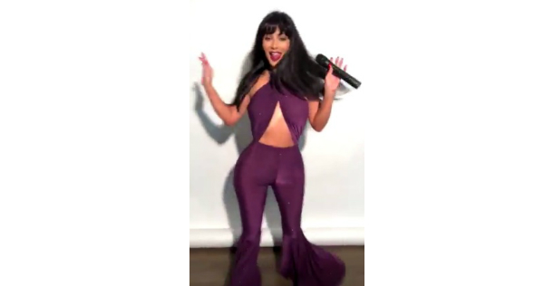 Kim Kardashian se disfrazó de Selena.