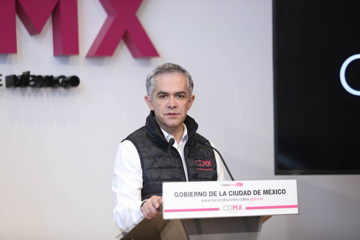 Mancera dijo quehasta el momento sólo se han recibido 400 millones de pesos para el retiro de escombro.