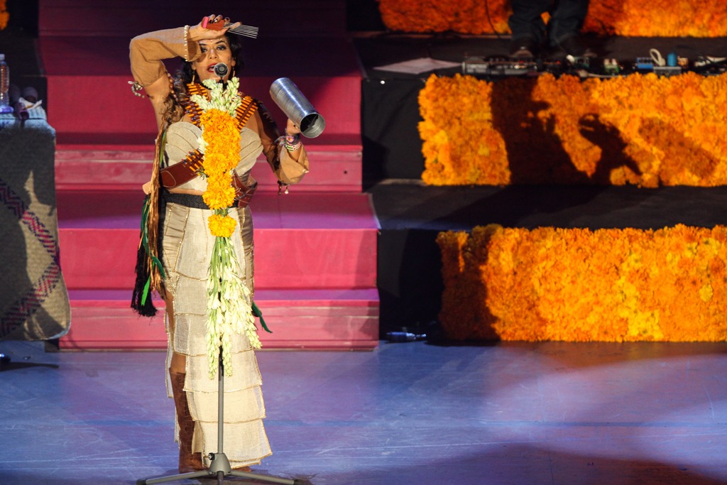 Lila Downs se presentará hoy en concierto en el Auditorio Nacional. 