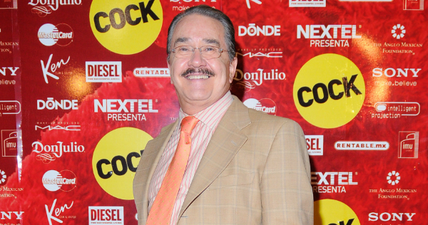 Pedro Sola se autodenomina "El Rey de la Consola" en su nueva etapa de DJ. 