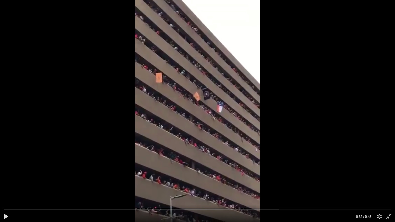 La persona recuperó su gorra.
