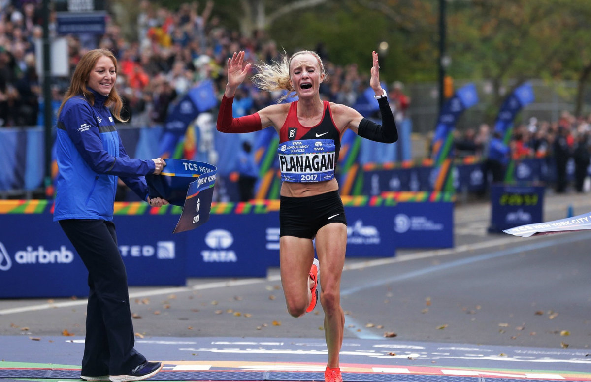 Shalane Flanagan es la primera mujer estadounidense en ganar el Maratón de Nueva York desde hace 40 años