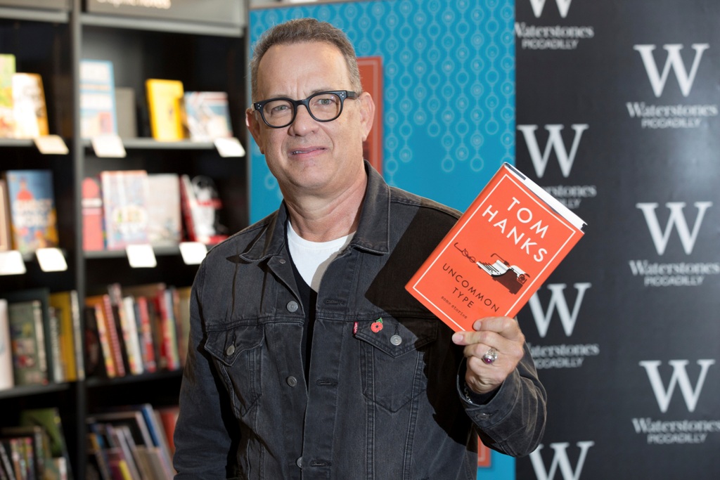 Tom Hanks ayudó a uno de sus seguidores a proponerle matrimonio a su pareja. 