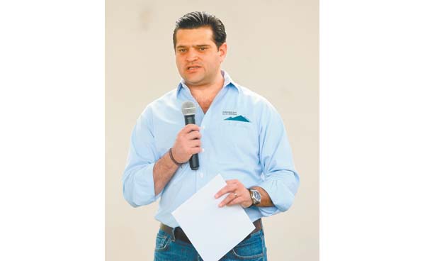 Francisco Cienfuegos dijo respetar las medidas de la directiva rayada.