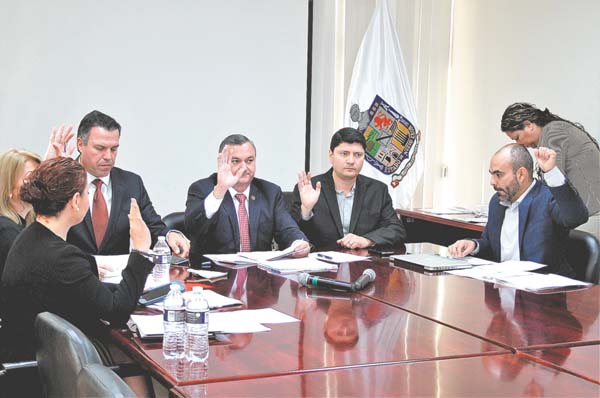 Integrantes del Poder Legislativo expresaron que están haciendo su chamba.
