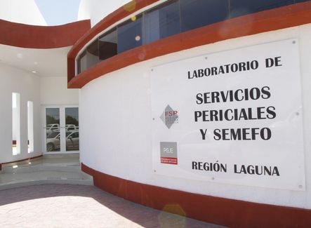 El cuerpo fue trasladado a las instalaciones de la Semefo. 