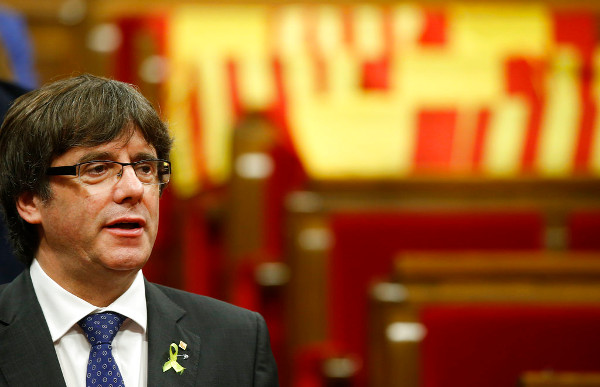 En una entrevista con Catalunya Radio, Puigdemont afirmó que se fue a Bélgica porque el gobierno de España prepara una "oleada durísima de represión" 