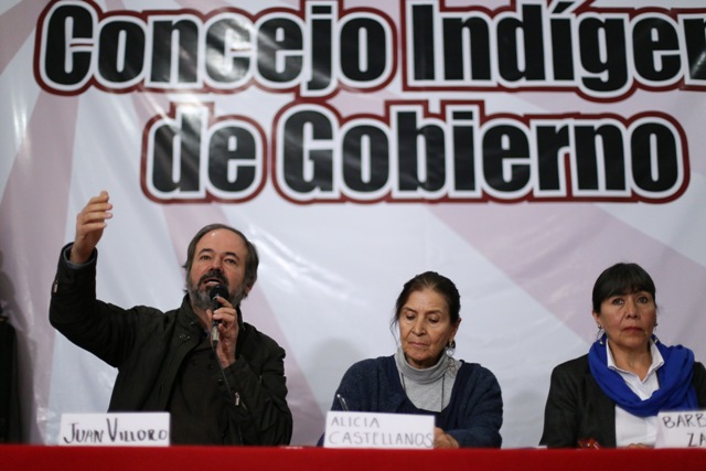 El escritor Juan Villoro se suma a la red de apoyo de la candidata indígena "Marichuy". 