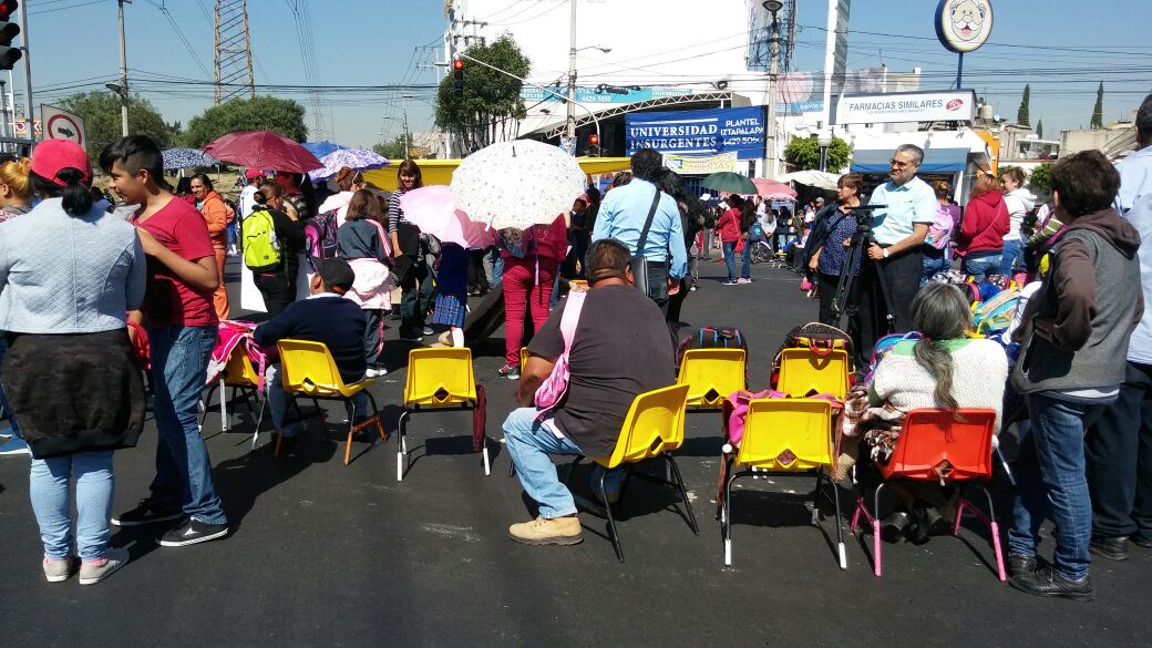 Los padres indicaron que las escuelas no han sido atendidas, además de que acusan la falta de dictamen o peritajes incompletos.