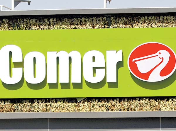 Presentan nueva tarjeta de la cadena de supermercados.
