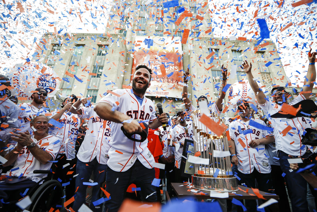 José Altuve en el desfile de los Astros de Houston