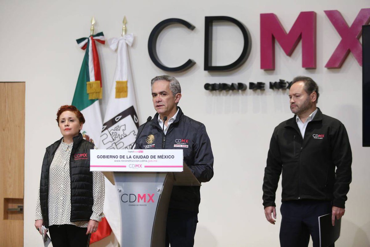 Mancera pidió a los jefes delegacionales revisar posibles incumplimientos en las demarcaciones.