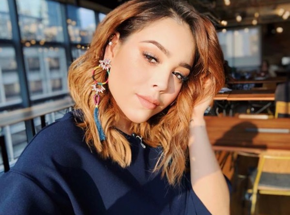 Danna Paola será el primer amor de José José en serie de tv.