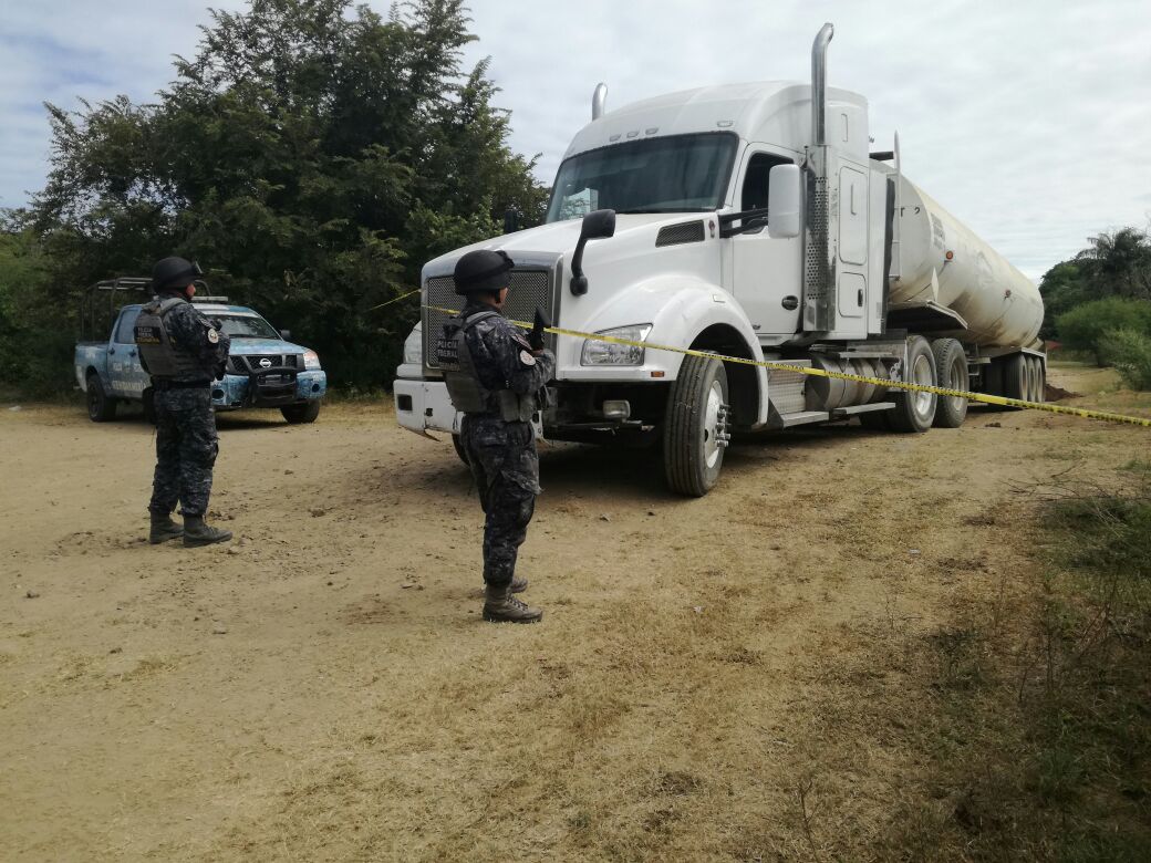 La zona fue acordonada por elementos de la Gendarmería.