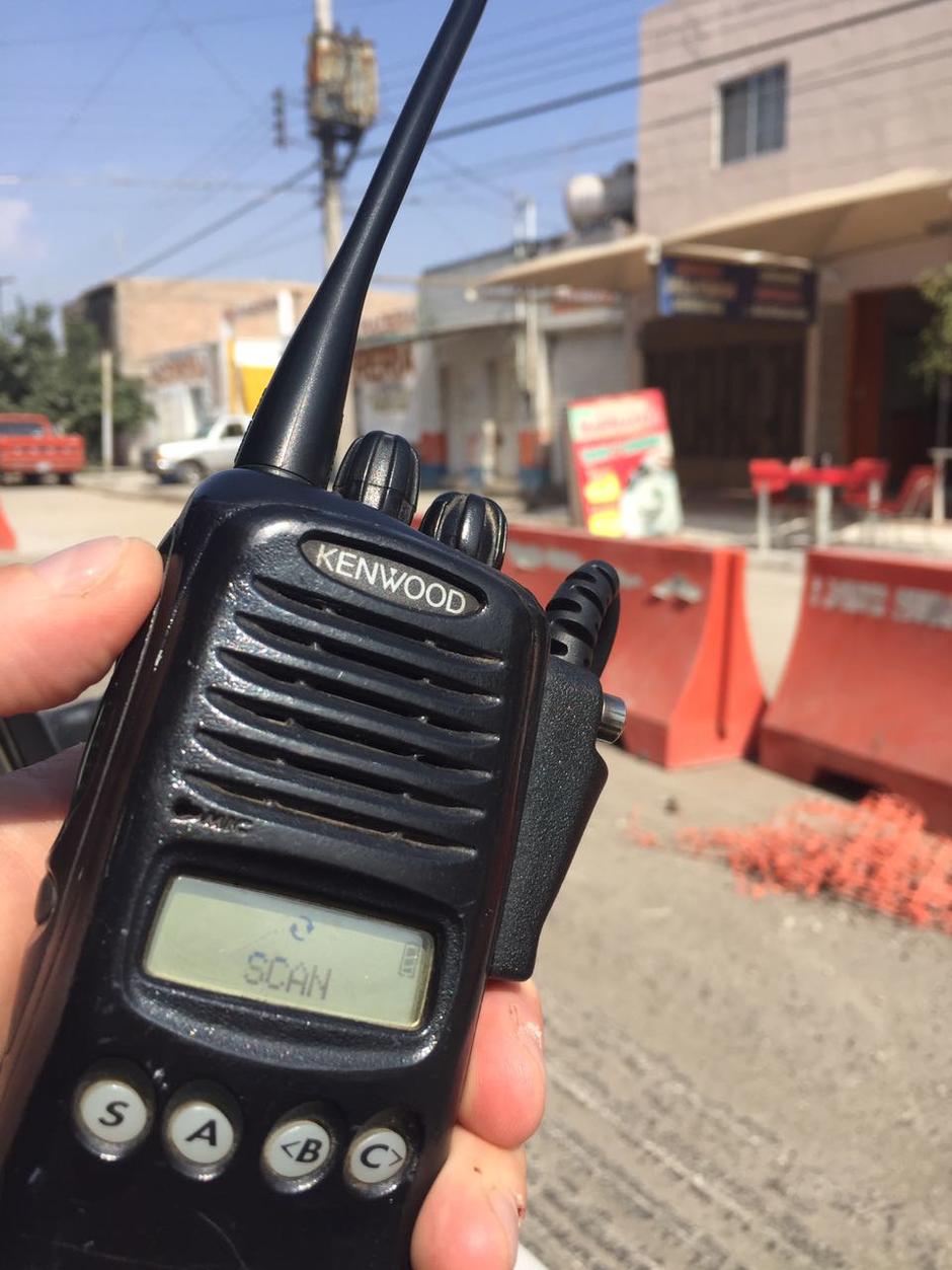 Cerca de las 6:30 de la tarde del miércoles, la señal vía frecuencia de radio se perdió.