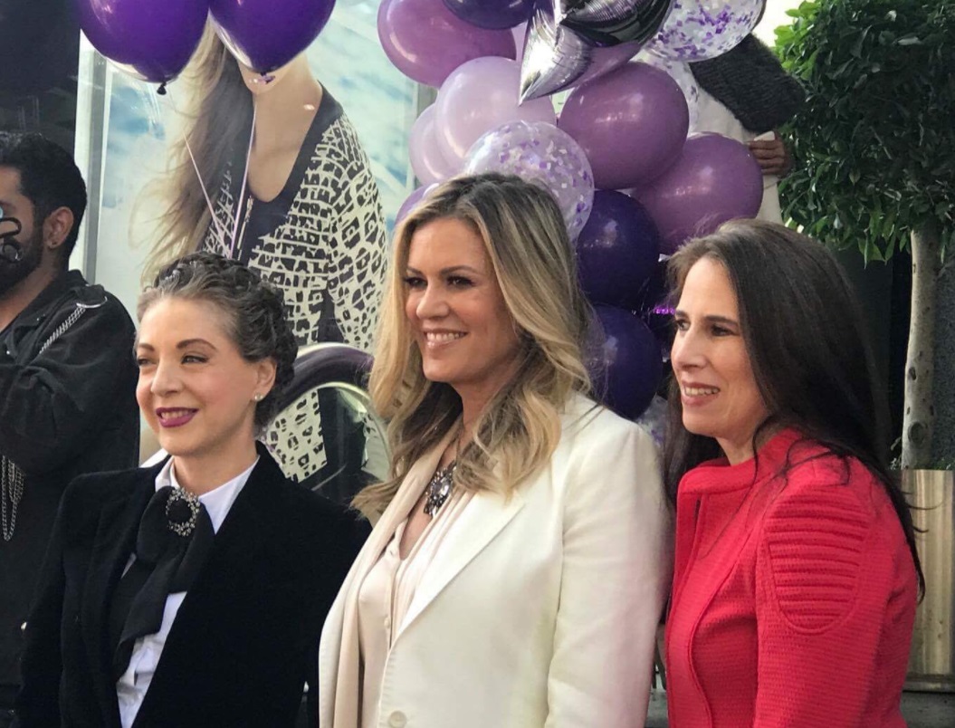 Edith González y Rebecca de Alba buscan apoyar a las personas con cáncer. 