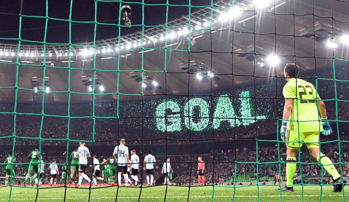 Marchesín recibe cuatro goles en su debut con Argentina