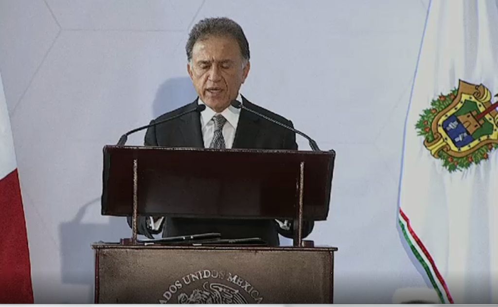 El mandatario entregó su primer informe de gobierno.