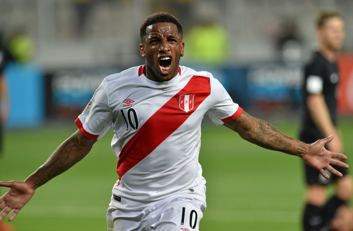 Jefferson Farfán abrió el marcador en Lima