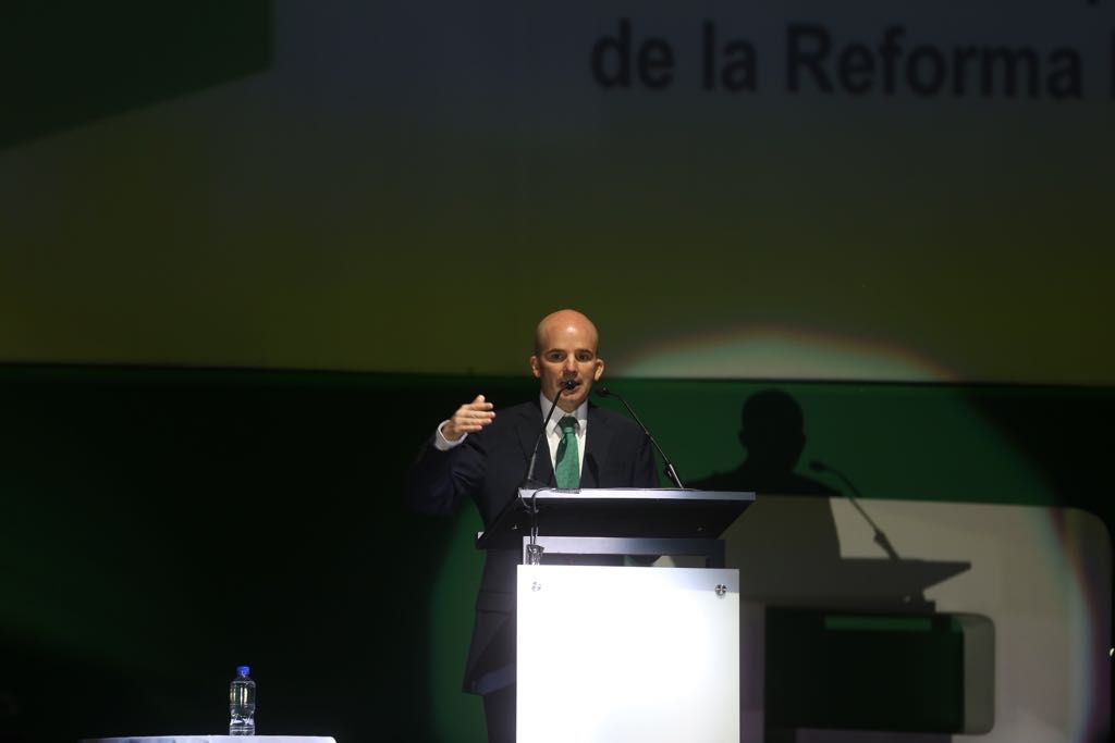 José Antonio González Anaya ,director de Pemex , presentó el nuevo modelo de franquicias de gasolineras.