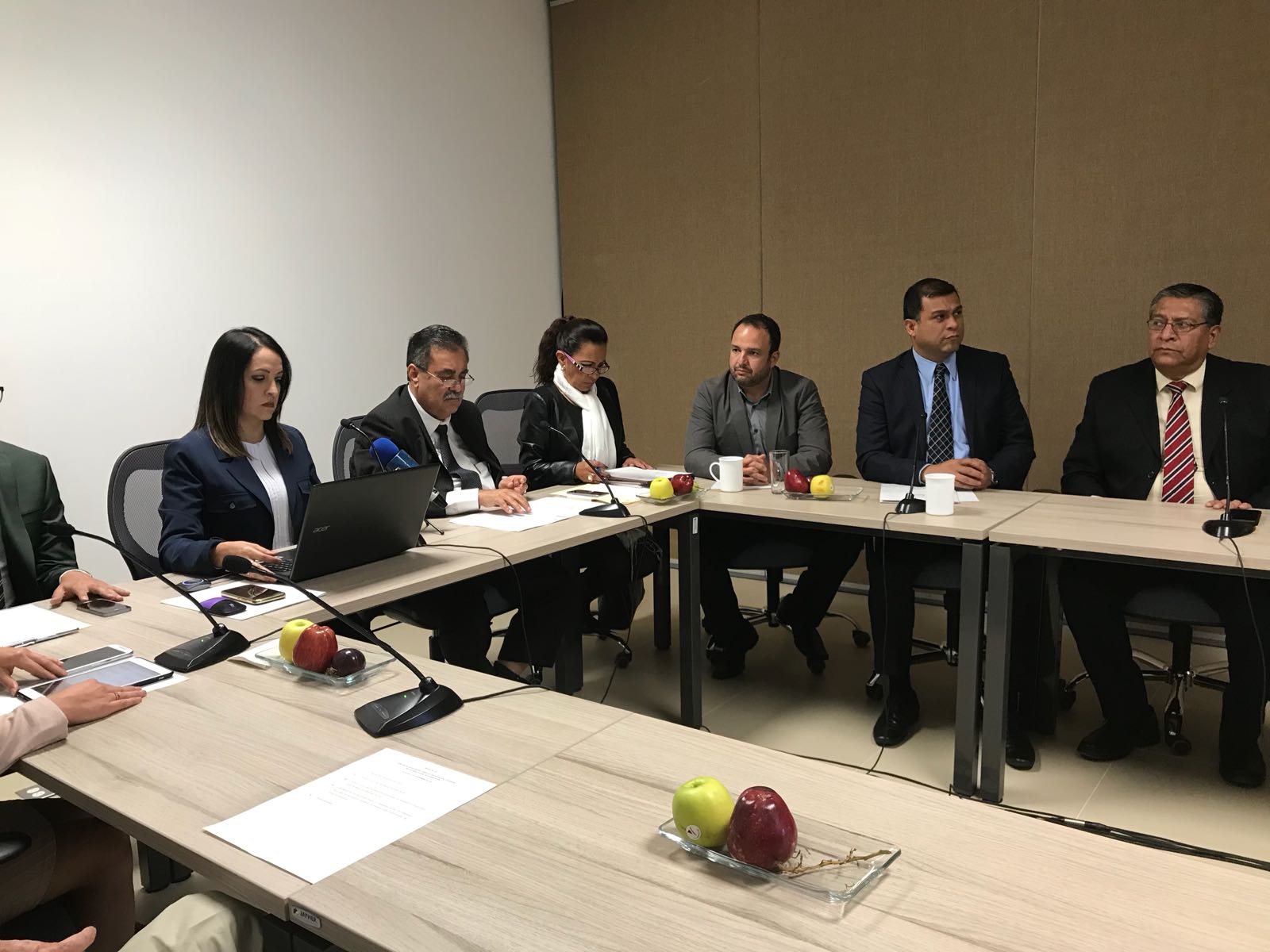 Los ciudadanos electos serán notificados. 