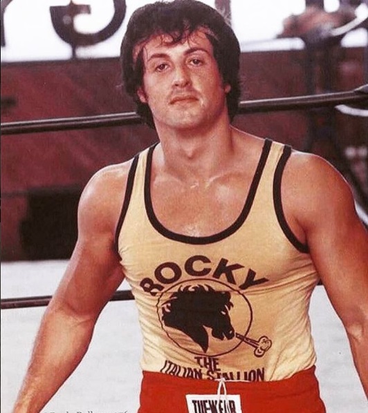 Joven de 16 años acusa a Stallone de abuso sexual.