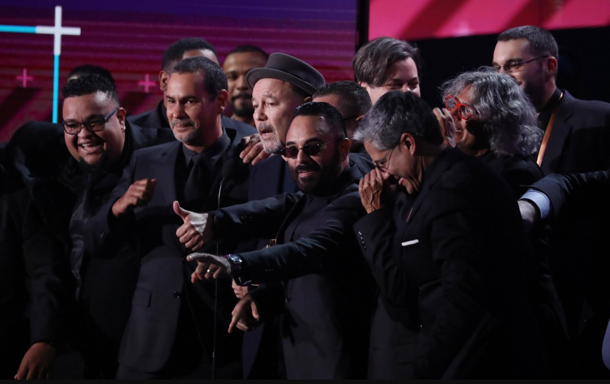 Rubén Blades se lleva el Grammy Latino al álbum del año.